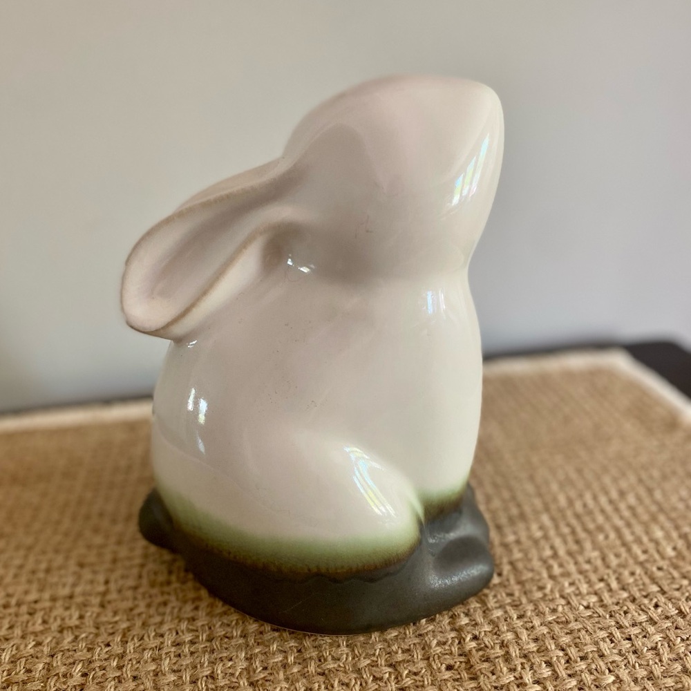 LARGE RARE VINTAGE ART DECO GLAZED PORCELAIN BUNNY RABIT STATUE SCULPTURE